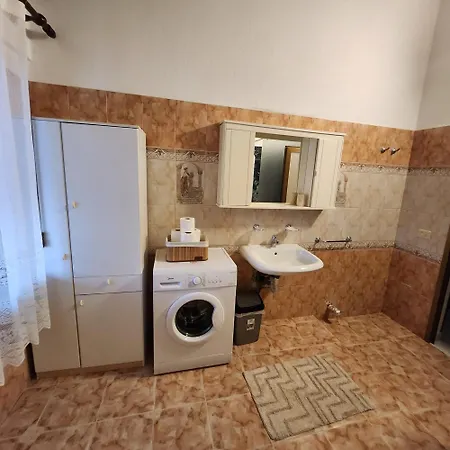 Gæstehus Rezidenca Arbnore - Tre Horizonte