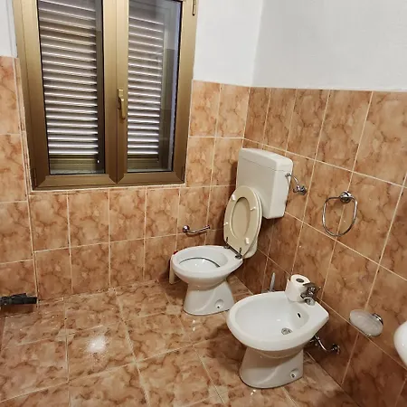 Pensionat Rezidenca Arbnore - Tre Horizonte Koplik